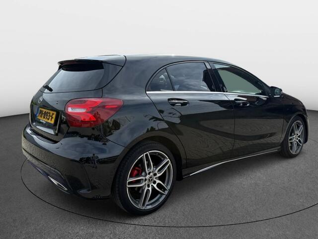 Mercedes-Benz A-KLASSE 180 Business Solution AMG [ Camera Keyless Nav ]