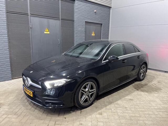 Mercedes-Benz A-KLASSE 180 Premium Plus | Stoelverwarming | Getint Glas | 18 Inch | Sportstoelen