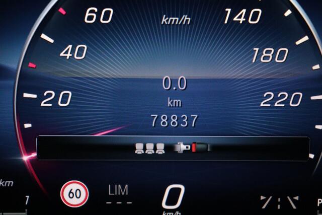 Mercedes-Benz A-KLASSE 180 Business Line Automaat | NAVI | CLIMA | CAMERA + PDC | STOELVERW | WIDE-SCREEN | Ja