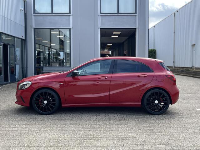 Mercedes-Benz A-KLASSE 160 Ambition | NL Auto/Navi/PDC V+A/Airco/Cruise/19-inch Velgen met nieuwe banden