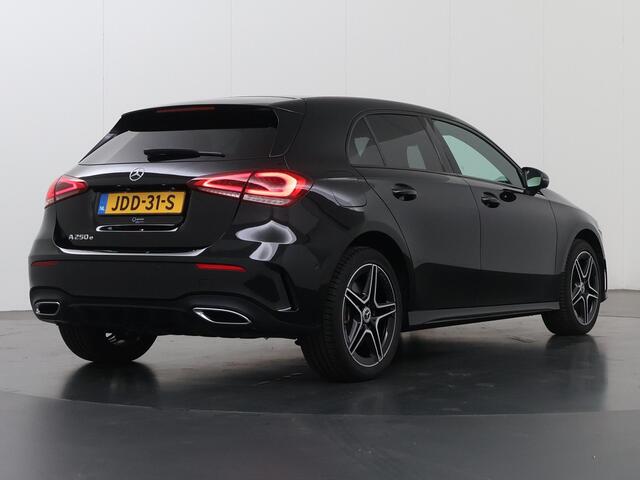 Mercedes-Benz A-KLASSE 250 e AMG Line | Night pakket | Apple carplay | Sfeerverlichting | Widescreen |