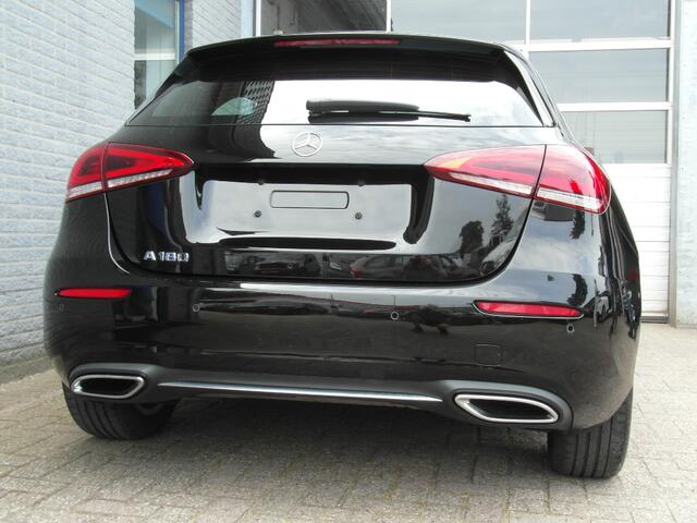 Mercedes-Benz A-KLASSE 180 Inclusief Afleveringskosten