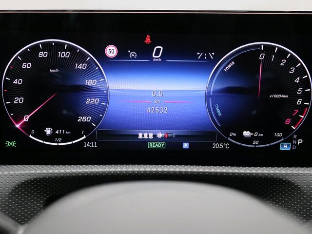 Mercedes-Benz A-KLASSE 250 e Star Edition AMG Line AMG Line | Sfeerverlichting |Achteruitrijcamera | Apple CarPlay, Inclusief 24 maanden MB Certified garantie voor Europa.