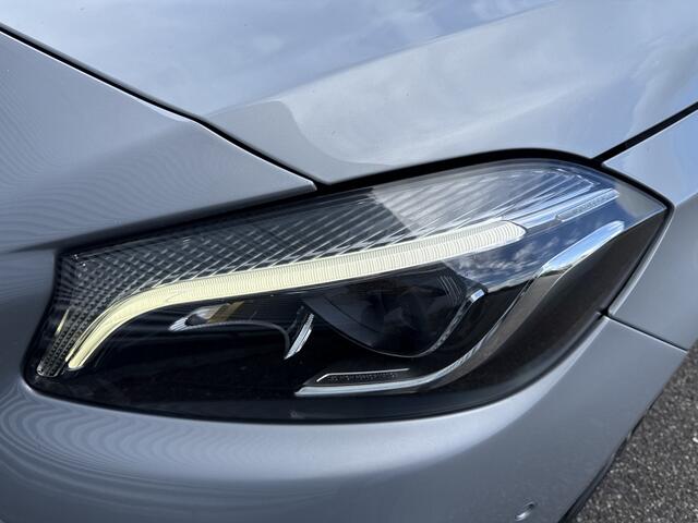 Mercedes-Benz A-KLASSE 180 Prestige AMG Automaat Leer Led Camera PDC Navi