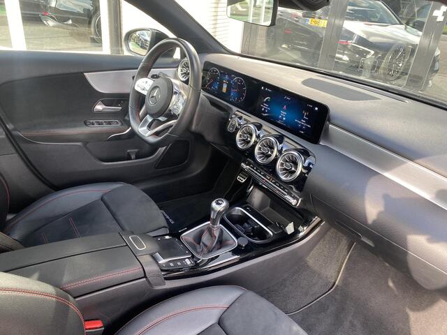 Mercedes-Benz A-KLASSE 180 AMG | Panoramadak | Memory Stoelen