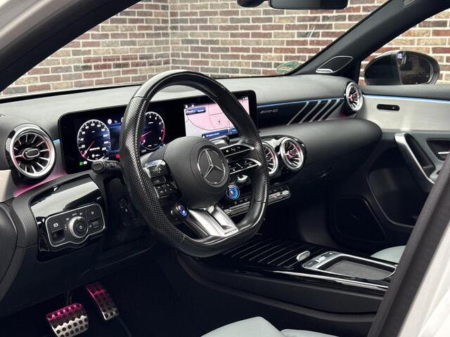 Mercedes-Benz A-KLASSE AMG 35 4MATIC Panorama Burmeister Leer Sfeer