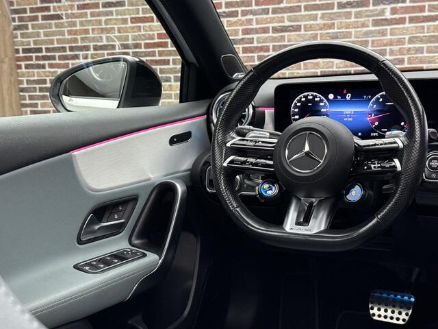 Mercedes-Benz A-KLASSE AMG 35 4MATIC Panorama Burmeister Leer Sfeer