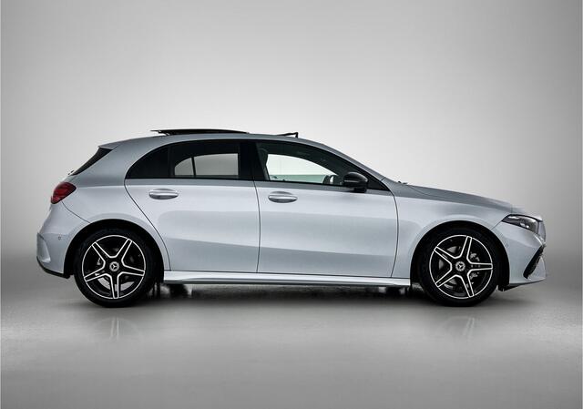 Mercedes-Benz A-KLASSE 180 Business Solution AMG | Nightpakket | Antidiefstalpakket URBAN GUARD PLUS | Smartphone Integratie | Panoramaschuifdak | MULTIBEAM LED | Stoelverwarming voor |