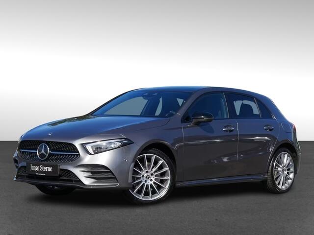 Mercedes-Benz A-KLASSE 250e AMG ** LED, MBUX+, LEDER, DISTR, PANO, 2 zone AIRCO, 19-inch LMV, HuD, ** 1e EIG - UNFALLFREI ** ** INFORMEER OOK NAAR ONZE AANTREKKELIJKE FINANCIAL-LEASE TARIEVEN **