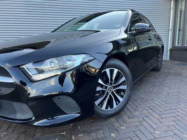 Mercedes-Benz A-KLASSE 180