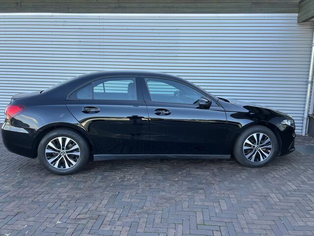 Mercedes-Benz A-KLASSE 180