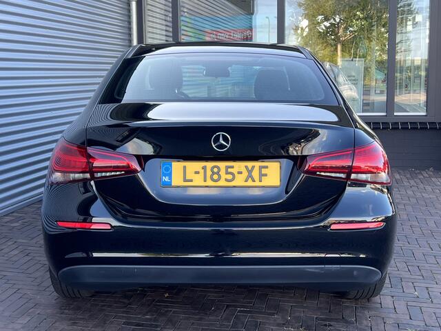 Mercedes-Benz A-KLASSE 180