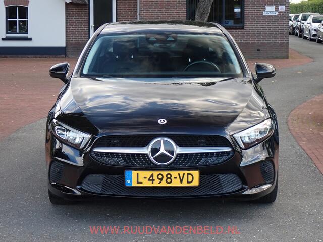 Mercedes-Benz A-KLASSE 200 WIDESCREEN SPORTLEER+VENTILATIE/CAMERA/KEYLESS/LED