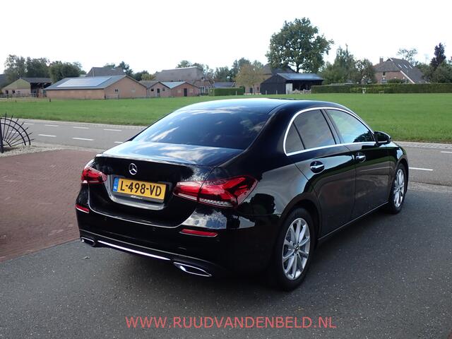 Mercedes-Benz A-KLASSE 200 WIDESCREEN SPORTLEER+VENTILATIE/CAMERA/KEYLESS/LED