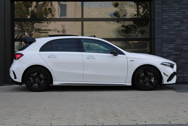 Mercedes-Benz A-KLASSE AMG 35 4MATIC | FACELIFT! | PANO | MEMORY | BURMESTER | DODE HOEK | RODE GORDELS | CAMERA |