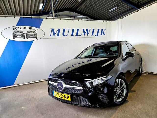 Mercedes-Benz A-KLASSE 180 Premium Plus / Panoramadak / Sportstoelen