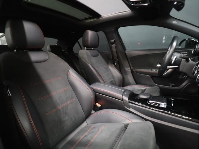 Mercedes-Benz A-KLASSE 200 Business Solution [SCHUIFKANTELDAK, CAMERA, PDC 360, CRUISE CONTROL, BLUETOOTH TELEFOON, STOELVERWARMING, AUTOMATISCHE AIRCO, NAVIGATIE, NIEUWSTAAT]
