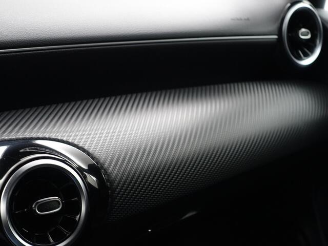 Mercedes-Benz A-KLASSE 200 AMG Night Edition Aut- Xenon Led, Camera, Privacy Glass, Stoelverwarming, Yellow Art