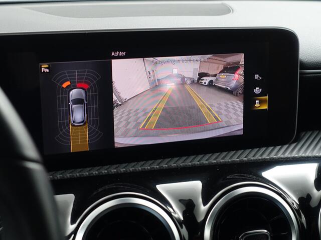 Mercedes-Benz A-KLASSE 200 AMG Night Edition Aut- Xenon Led, Camera, Privacy Glass, Stoelverwarming, Yellow Art