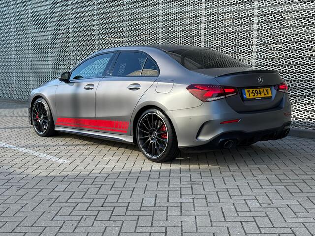Mercedes-Benz A-KLASSE AMG 35 4MATIC Premium Plus / Kuipstoelen / Pano / Memory seats L-R / 360 Camera / Alcantra stuur / Dode hoek / Navigatie /