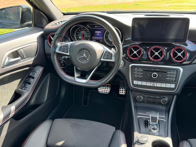 Mercedes-Benz A-KLASSE GLA45 AMG 4MATIC Premium NW MODEL!