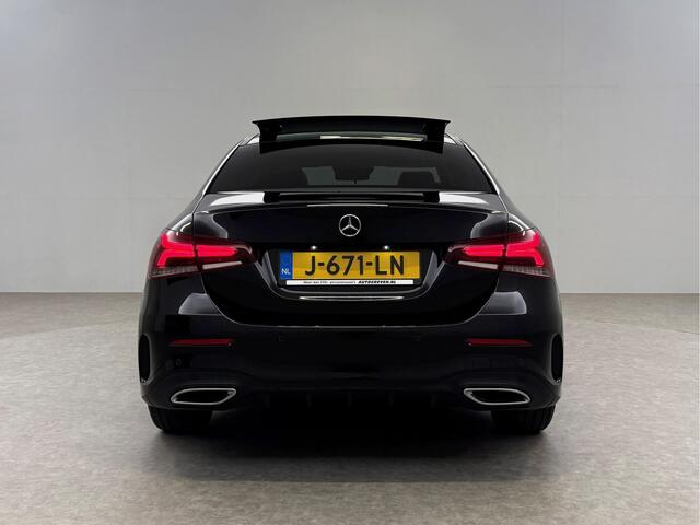 Mercedes-Benz A-KLASSE 200 AMG | Pano | Sfeerverl. | Virtual | Burmester | Camera | Memory | Dodehoek | NAP