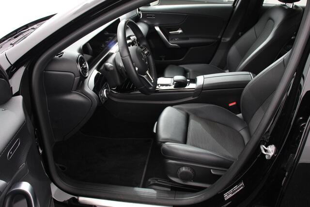 Mercedes-Benz A-KLASSE 180 136pk DCT Progressive Navigatie Parkeersensoren Camera Cruise Control Virtual Cockpit Stoelverwarming Ledverlichting