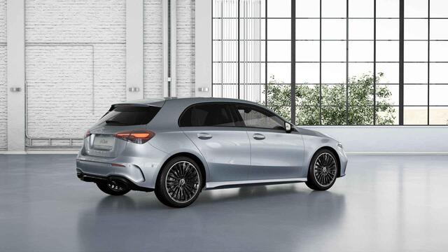 Mercedes-Benz A-KLASSE 180 Business Solution AMG | Panoramaschuifdak | AMG Line Plus pakket | 19"AMG-velgen | Head-up display | Dodehoekassistent |