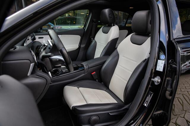 Mercedes-Benz A-KLASSE 250 e Premium Plus , Panoramadak, Trekhaak, Adap. cruise,