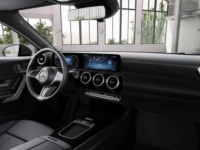 Mercedes-Benz A-KLASSE Hatchback 180 Business Solution Luxury Panorama dak