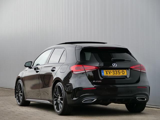 Mercedes-Benz A-KLASSE 250 Premium Plus 225 Pk Automaat Schuifdak / Burmester / Apple Carplay / Camera / Leder