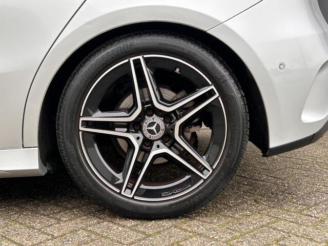 Mercedes-Benz A-KLASSE 180 Business Solution AMG | Pano | Sfeer | Stoel met geheugen | Camera |