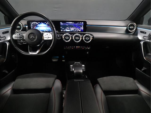 Mercedes-Benz A-KLASSE 250 e Business Solution AMG Limited [SCHUIFKANTELDAK, SFEERVERLICHTING, CAMERA, PDC V+A, MEMORY SEATS, APPLE CARPLAY, ANDROID AUTO, CRUISE CONTROL, STOELVERWARMING, NIEUWSTAAT]