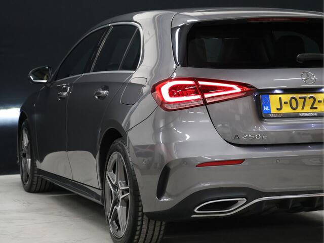Mercedes-Benz A-KLASSE 250 e Business Solution AMG Limited [ADAPTIVE CRUISE, SFEERVERLICHTING, CAMERA, PDC V+A, BLUETOOTH TELEFOON, SFEERVERLICHTING, STOELVERWARMING, NIEUWSTAAT]