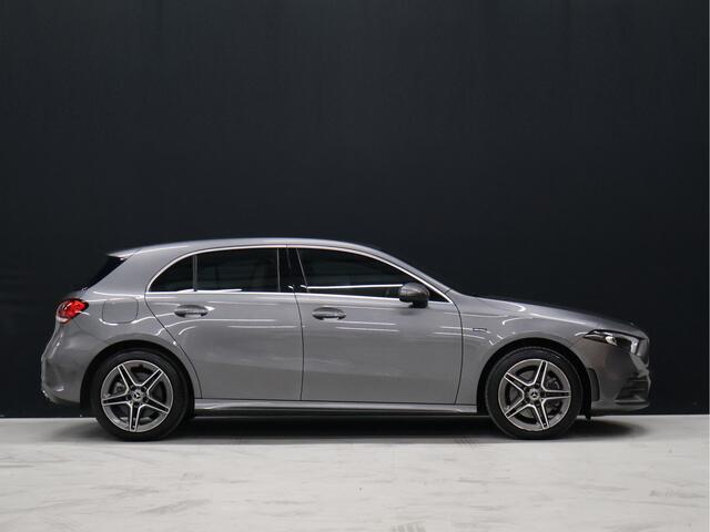 Mercedes-Benz A-KLASSE 250 e Business Solution AMG Limited [ADAPTIVE CRUISE, SFEERVERLICHTING, CAMERA, PDC V+A, BLUETOOTH TELEFOON, SFEERVERLICHTING, STOELVERWARMING, NIEUWSTAAT]