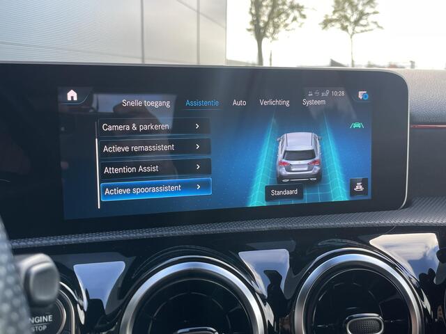 Mercedes-Benz A-KLASSE 180 Business Solution AMG Night Upgrade