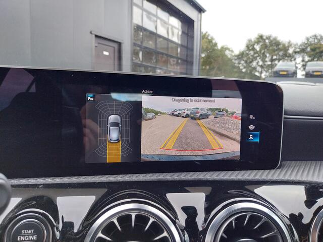 Mercedes-Benz A-KLASSE 180 d AUTOMAAT 1e EIGENAAR WIDESCREEN CAMERA PARK ASSIST HALF LEER LED NAVI CRUISE ECC