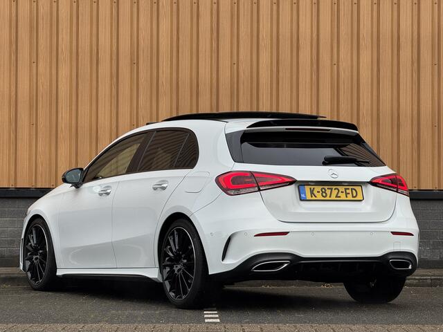 Mercedes-Benz A-KLASSE 180 Business Solution AMG | Panoramadak | Memory Stoelen | Sfeerverlichting | Multibeam Led | Camera | Keyless | Afneembare Trekhaak | Stoelverwarming | Apple Carplay | Android Auto |