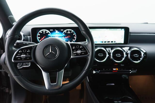 Mercedes-Benz A-KLASSE 200 Business Solution