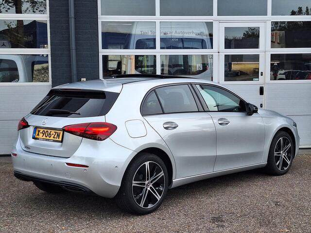 Mercedes-Benz A-KLASSE 250 e | Panoramadak | Night Pakket | MULTIBEAM LED Koplampen | Apple CarPlay | Android Auto | Sfeerverlichting | Dodehoekassistentie | Stoelverwarming | Achteruitrijcamera | Elektrisch Inklapbare Buitenspiegels