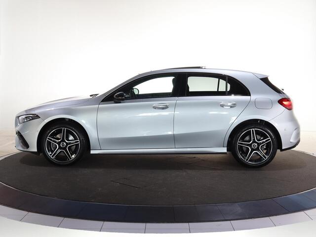 Mercedes-Benz A-KLASSE 250e Star Edition Luxury Line | Panoramaschuifdak | Night | Stoelverwarming voor | Achteruitrijcamera