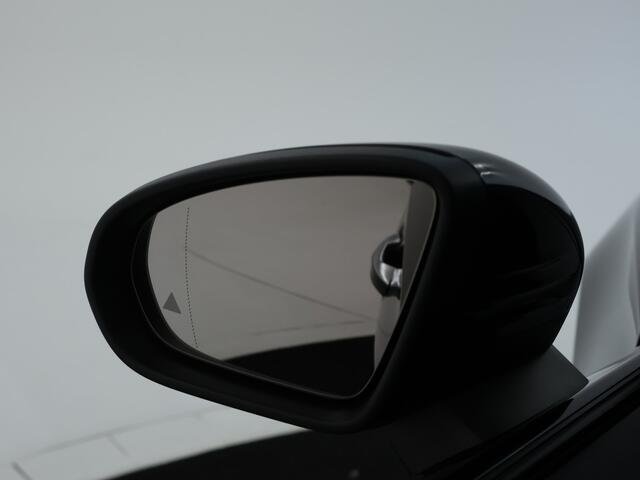 Mercedes-Benz A-KLASSE 250 e AMG Plug-In Hybride Head-up display | 360° camera | DAB+ | Panoramadak | Afneembare trekhaak | Inclusief 24 maanden MB Certified garantie voor Europa.