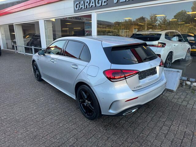 Mercedes-Benz A-KLASSE 250 e Business Solution AMG Limited