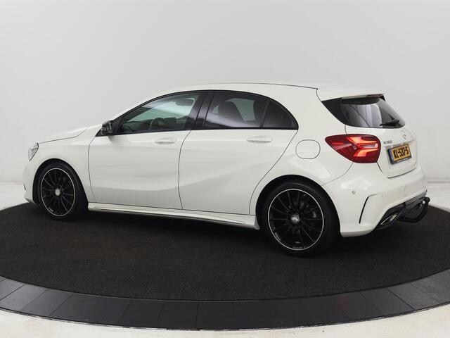 Mercedes-Benz A-KLASSE 160 AMG Night Edition Plus | Origineel NL | Leder/Alcantara | Full LED | Park Assist | Trekhaak | Cruise control | Airco | Sportstoelen | Getint glas | Bluetooth