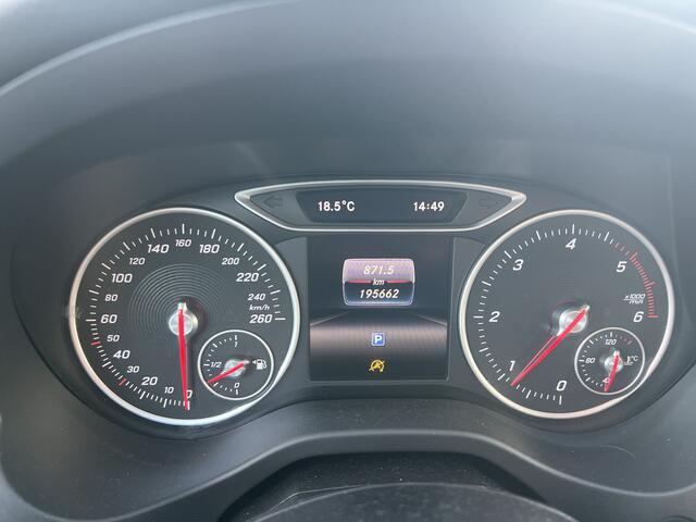 Mercedes-Benz A-KLASSE 180 d Lease Edition Plus | Nieuw Binnen! | Navi | Half leder | Cruise