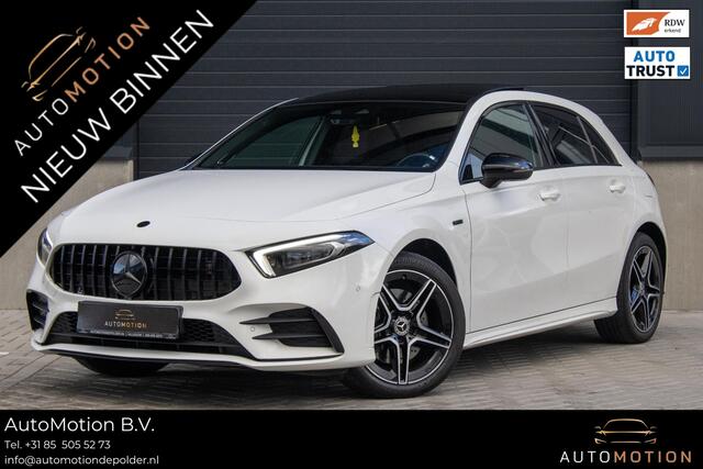 Mercedes-Benz A-KLASSE 250 e AMG Line PANO Burmester Sfeerverlichting Parkeerassistent