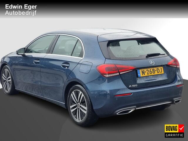 Mercedes-Benz A-KLASSE 180 Business Solution Luxury | Leer | Apple car play | Andriod Auto |