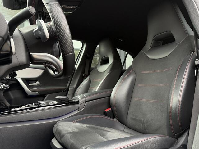 Mercedes-Benz A-KLASSE 250 e Aut. Business Sol. AMG | Navi | Camera | Sfeerverlichting |