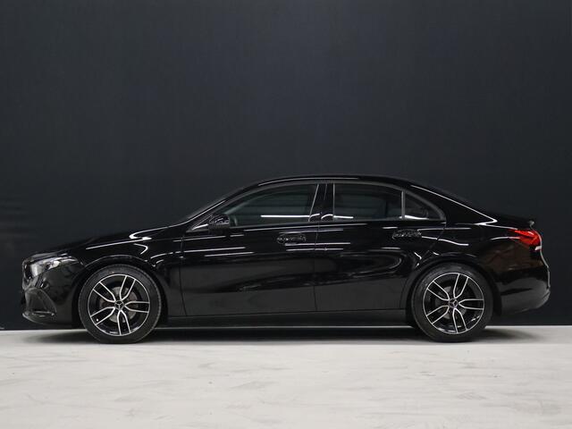 Mercedes-Benz A-KLASSE 180 Luxury Line [CAMERA, STOELVERWARMING, PDC V+A, BLUETOOTH, CLIMATE CONTROL, CRUISE CONTROL, NIEUWSTAAT]