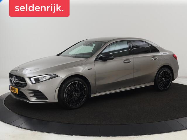Mercedes-Benz A-KLASSE 250e AMG Limited | Carplay | Stoelverwarming | Camera | Leder/Alcantara | Navigatie | Park Assist | Sfeerverlichting | Full LED | Climate control | Widescreen | Cruise control | PHEV | Plug In